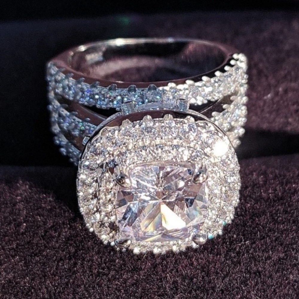 NEW LUXURY ENGAGEMENT 925 STERLING SILVER DIAMOND RING